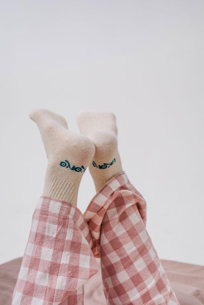 Шкарпетки з конопель, середні молочно-білі (25 см. 36-39р.)