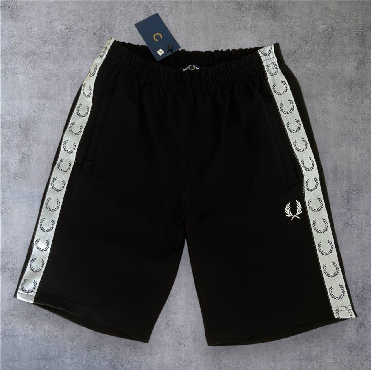 Шорти чоловічі літні Fred трикотажні з лампасом з кишенями літні чорні Туреччина. Живе фото, фото 1