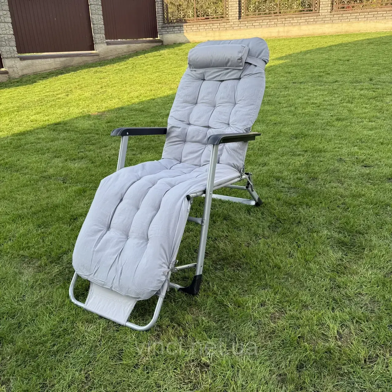 Шезлонг садовий з матрасом ChillWell Luxury сірий 286401 Лежак Розкладне крісло, фото 1