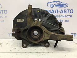Кулак поворотний лівий зі маточиною Kia Sportage SL 2.0 DIESEL D4HA 2010 (б/у)