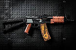 Дитячий конструктор автомат Калашнікова АК-47 Mould King 14020, 1418 деталей, стріляє після збирання, фото 6