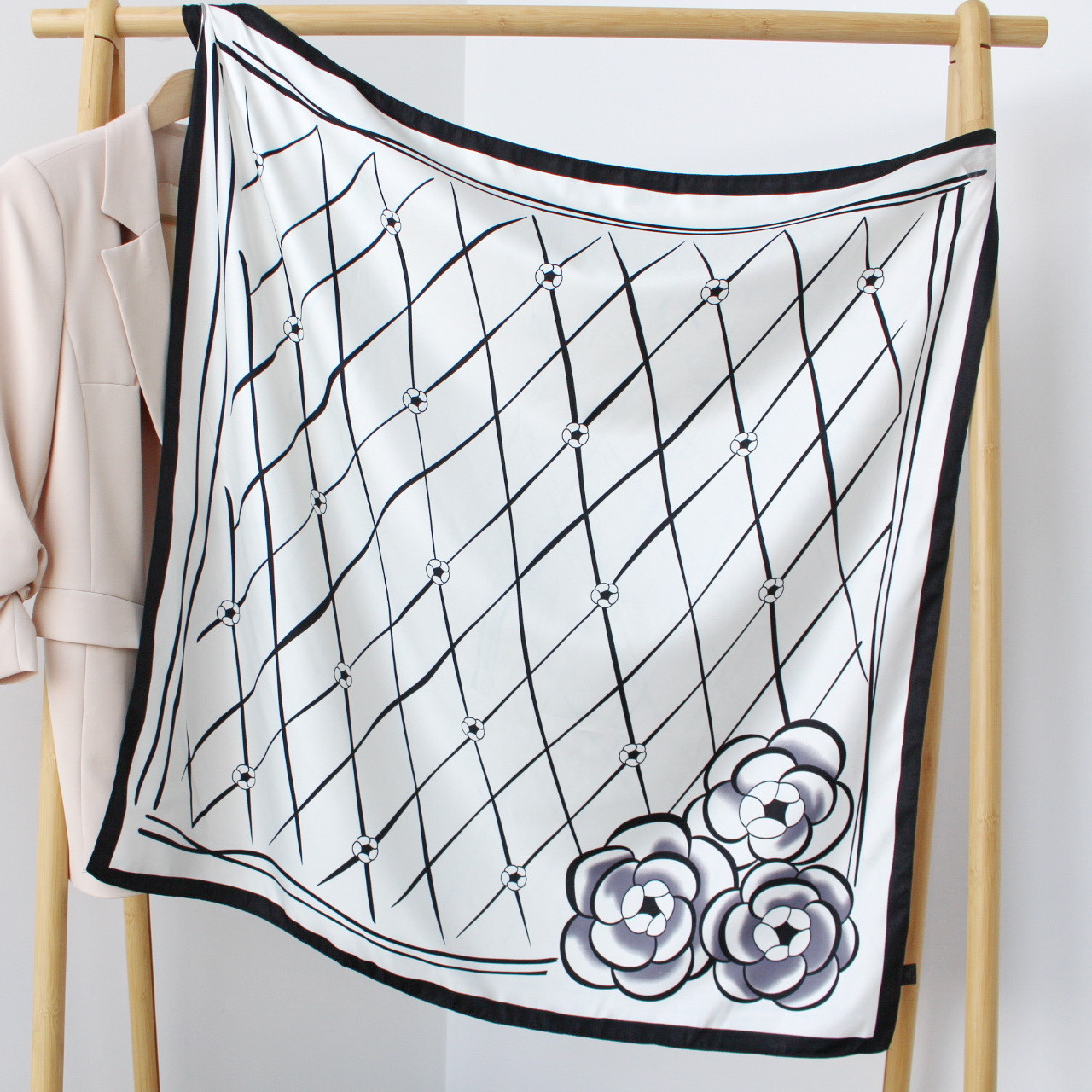 Хустка шовкова "Сандра міраж " біла208173, фото 1