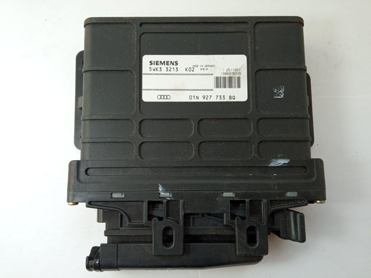Електронний блок керування Audi / Volkswagen Passat 3B TDi 1.9 Siemens 5WK3 3213 K02 / 5WK33213K02 / 01N 927 733 BQ / 01N927733BQ, фото 1