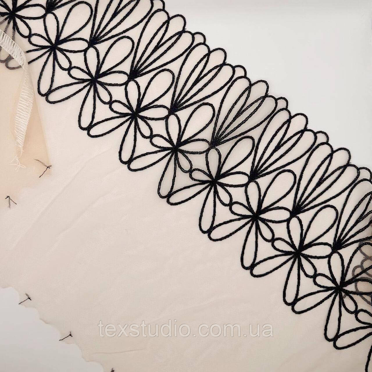 ЗАЛИШОК 0,50 м. Вишивка на сітці "Флірт" нееластична бежева основа чорний візерунок 31 см., фото 1