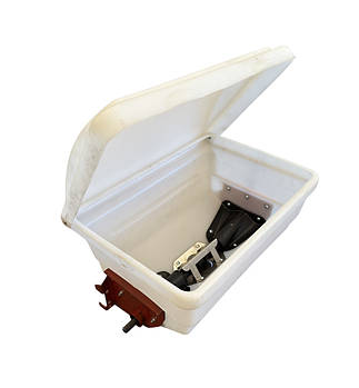 АППАРАТ ТУКОВИСУВАЛЬНИЙ (банка тукова в зборі) до сіялки СУДН, КРН, УПС