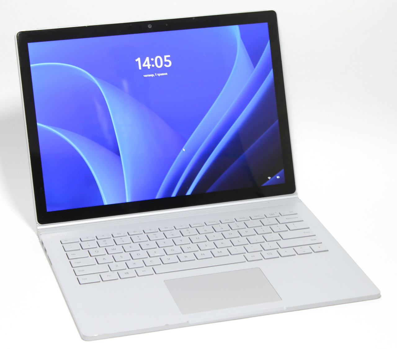 Microsoft Surface Book 2 13.5" 3000*2000 core i5 (8th Gen) 8Gb+256Gb (СЕНСОР МАЄ ТРІЩИНКУ)