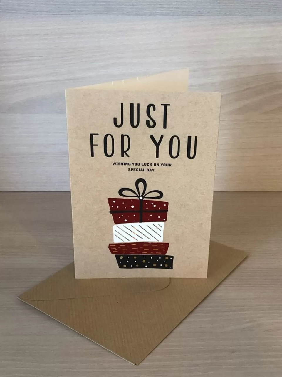 Листівка "Just for you подарунок" з конвертиком крафтова з тисненням 18х13,5 см 1шт.