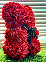 Подарунковий ведмедик зі стрічкою 25 см із 3D троянд червоного кольору