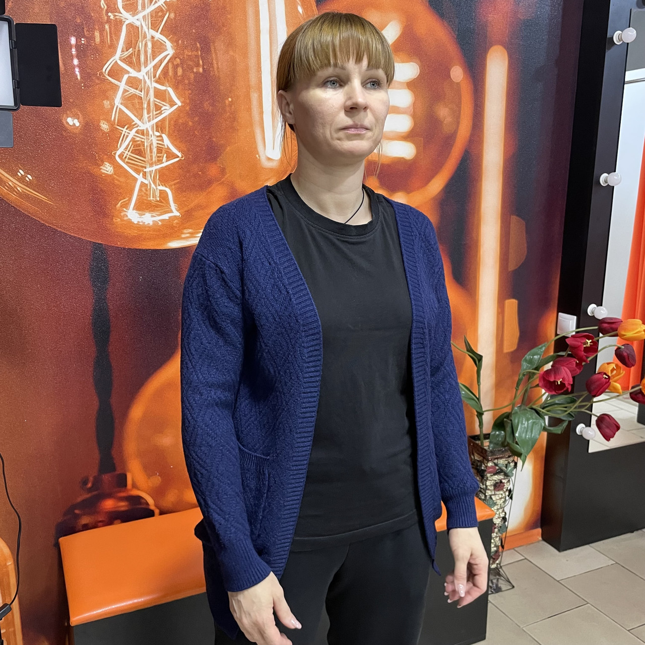 Жіночий вязаний кардиган синій з кишенями