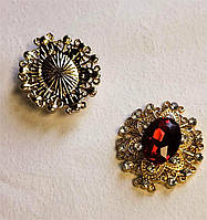 Серединка для бантиків мет. червона 2,4*2,7см (1шт)