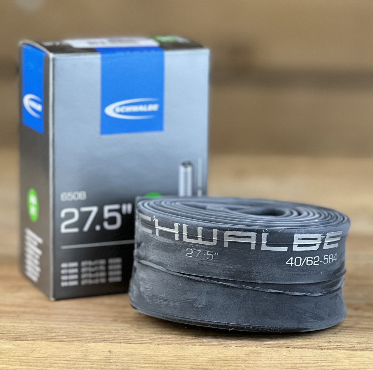 Камера на велосипед велокамера 27.5x1.50/2.40 AV 40mm (40/62-584) 205g, фото 1