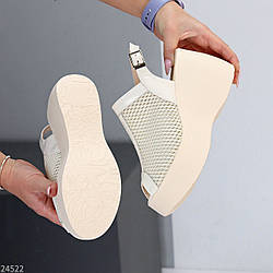 Ефектні бежеві босоніжки на платформі натуральна шкіра