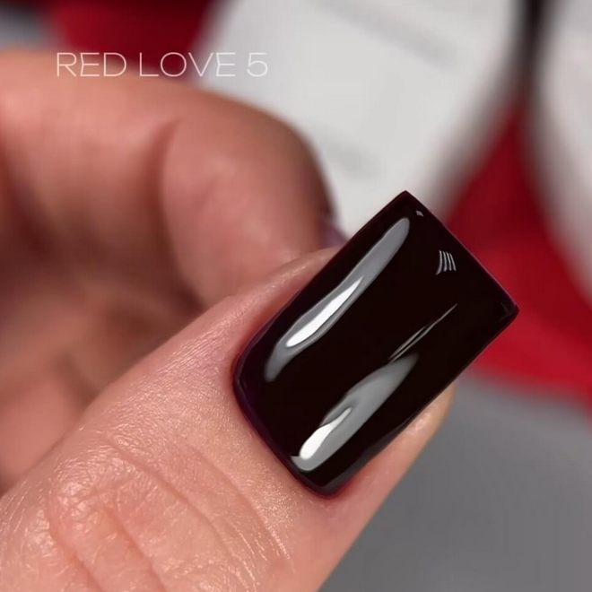 Бордо гель лак Saga Professional RED LOVE 05 бордовий гель лак, вишневий