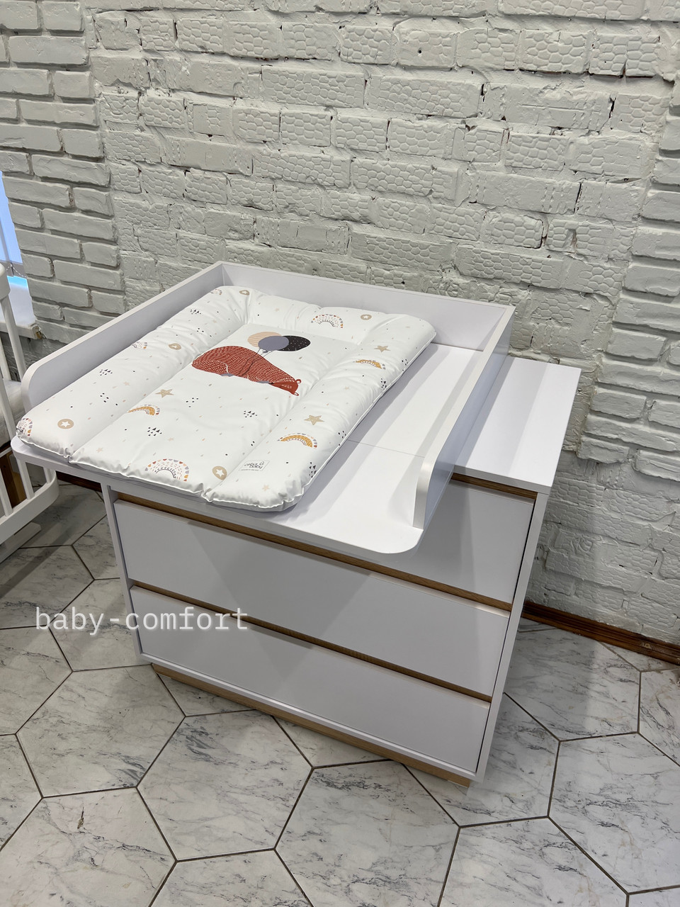 Сповивальний комод Baby Comfort FLY білий +сонома, зі знімним пеленатором