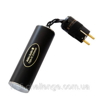 Akiko Audio Triple AC Enhancer IMPROVED — мережевий аксесуар для зниження шумів