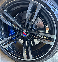 Ковпачки (заглушки) в литі диски BMW M-style 68 мм Чорна основа, хром, фото 4