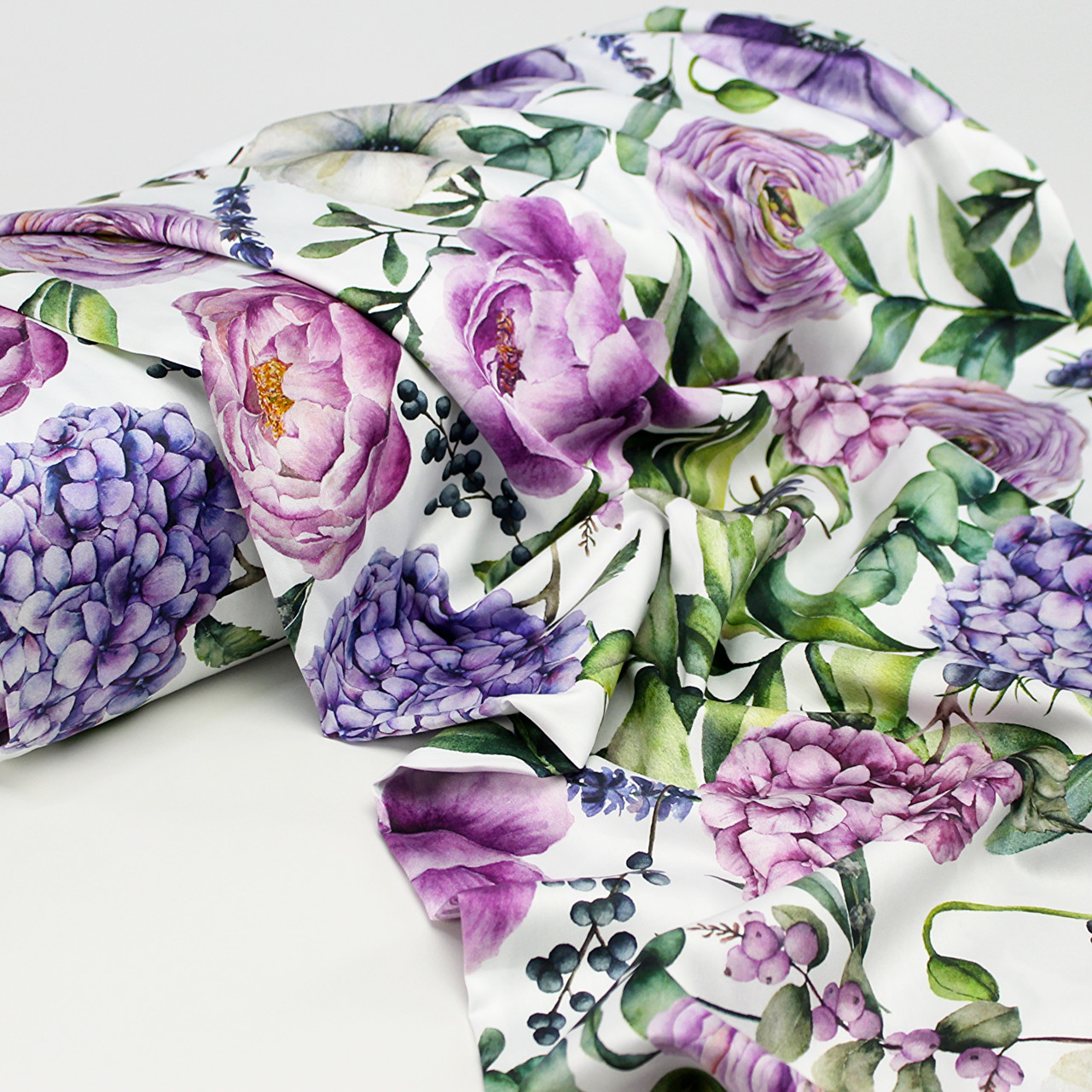 Сатин digital, ширина 240 см "Півонії та гортензії" бузкового-фіолетового кольору на білому №SB-3486, фото 1