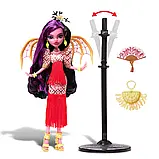 Колекційна Монстер Хай у Філіппінському стилі Monster High Designer Series Corazon Marikit HXJ09, фото 4