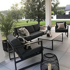 Вуличні меблі для тераси та саду