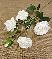 Гілка троянди 4-ка + бутон. Біла