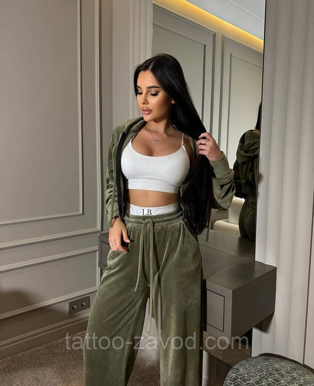 Костюм-трійка жіночий велюровий кофта + штани + топ 42-44 46-48, фото 1