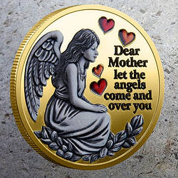 Сувенірна пам'ятна монета удачі та везіння "Ангел материнського кохання". голд