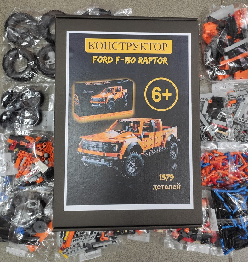 Конструктор Technic Ford Raptor F-150 пікап (42126) на 1379 деталей