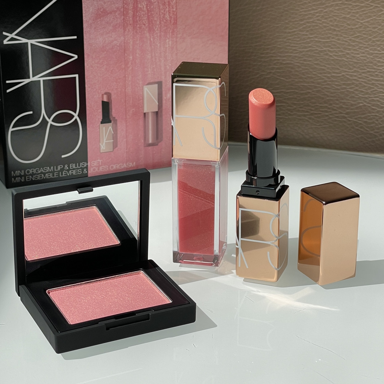 Набори декоративної косметики Nars в Україні. Порівняти ціни і