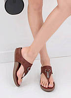 Шльопанці в'єтнамки жіночі повсякденні легкі на танкетці