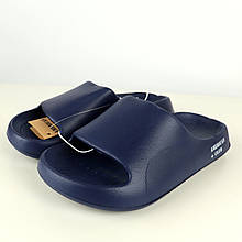 Дитячі сині шльопанці в басейн EVA American Club розмір 33 - устілка 20,5 см