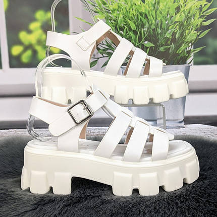 Босоніжки жіночі Fashion білі на платформі 4880, фото 1