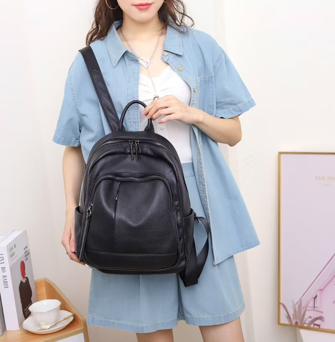 Місткий шкіряний рюкзак Lanvera-2849 с101 Чорний, фото 1