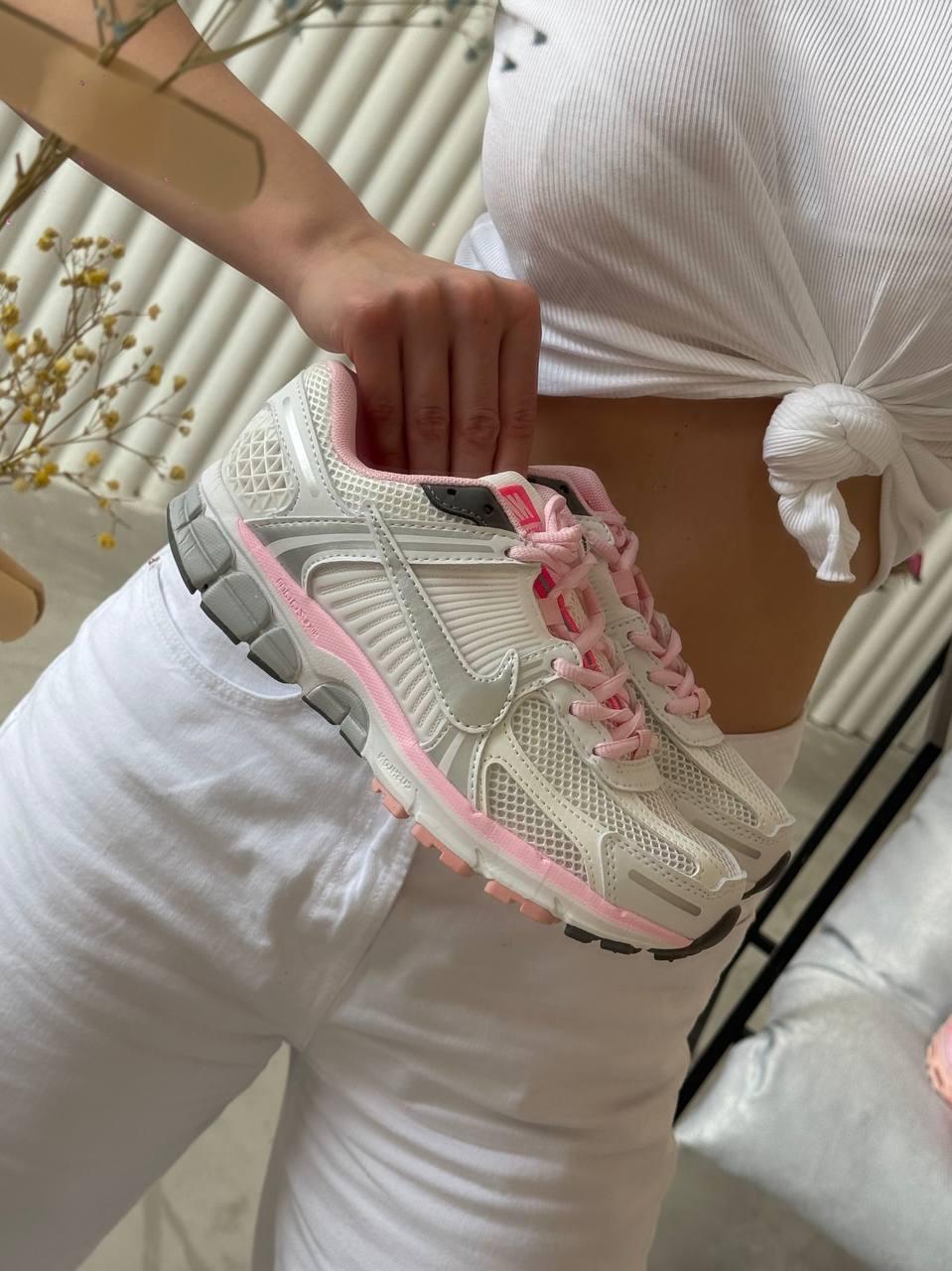 Жіночі кросівки Nike Zoom Vomero 5 White Pink Білі з рожевим Взуття Найк Зум Вомеро 5 текстиль демісезон, фото 1