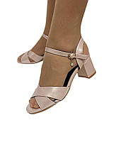 Жіночі босоніжки на підборах на широку стопу розмір 39 41