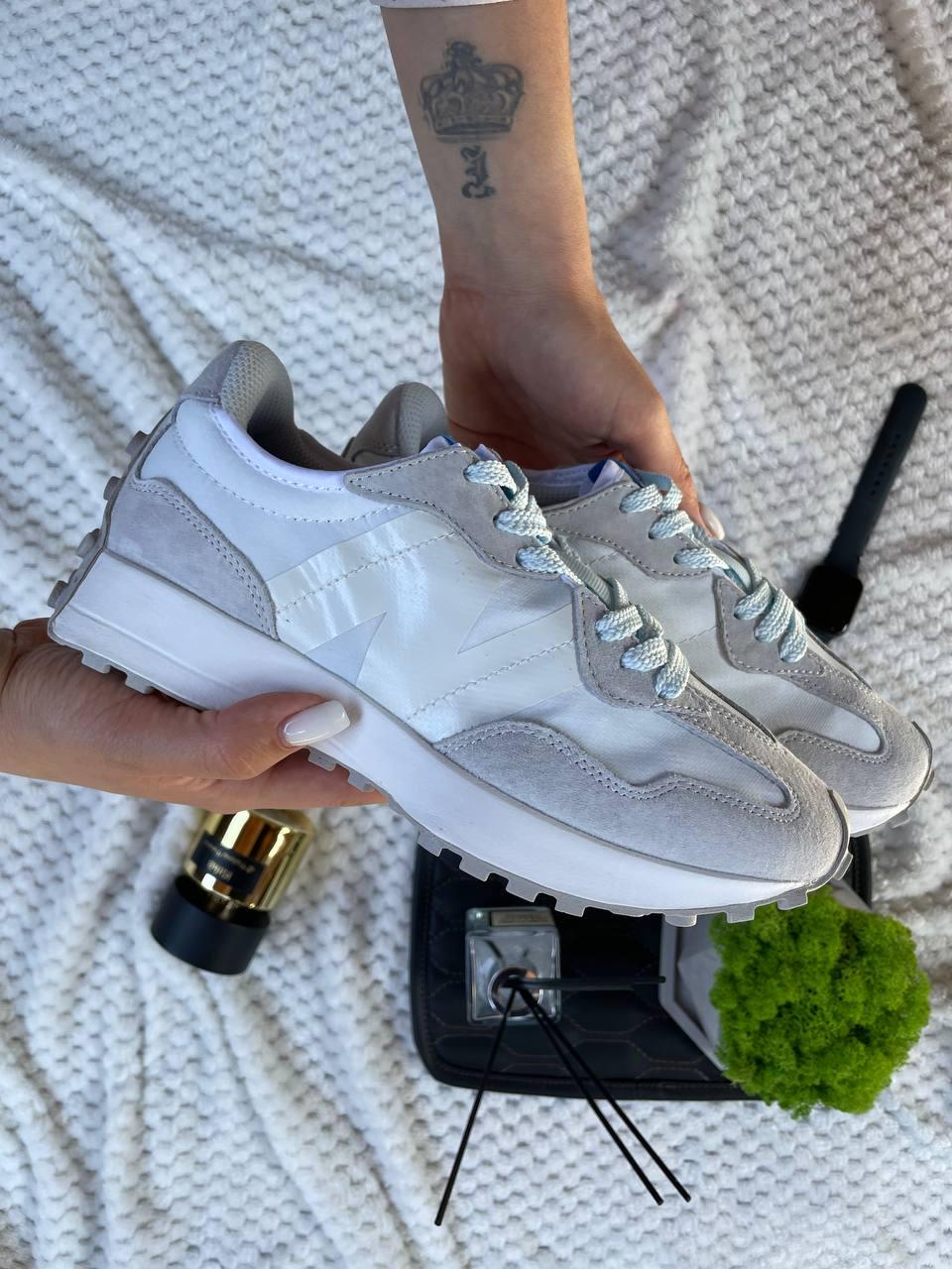 Жіночі демісезонні кросівки New Balance 327 (біло-сірі) спортивні стильні кроси 3001 Нью Беленс vkross