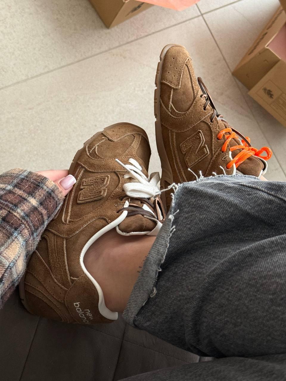 Жіночі демісезонні кросівки New Balance x MIU MIU DARK BROWN (коричневі) спортивні nbmm4 Нью Беленс vkross