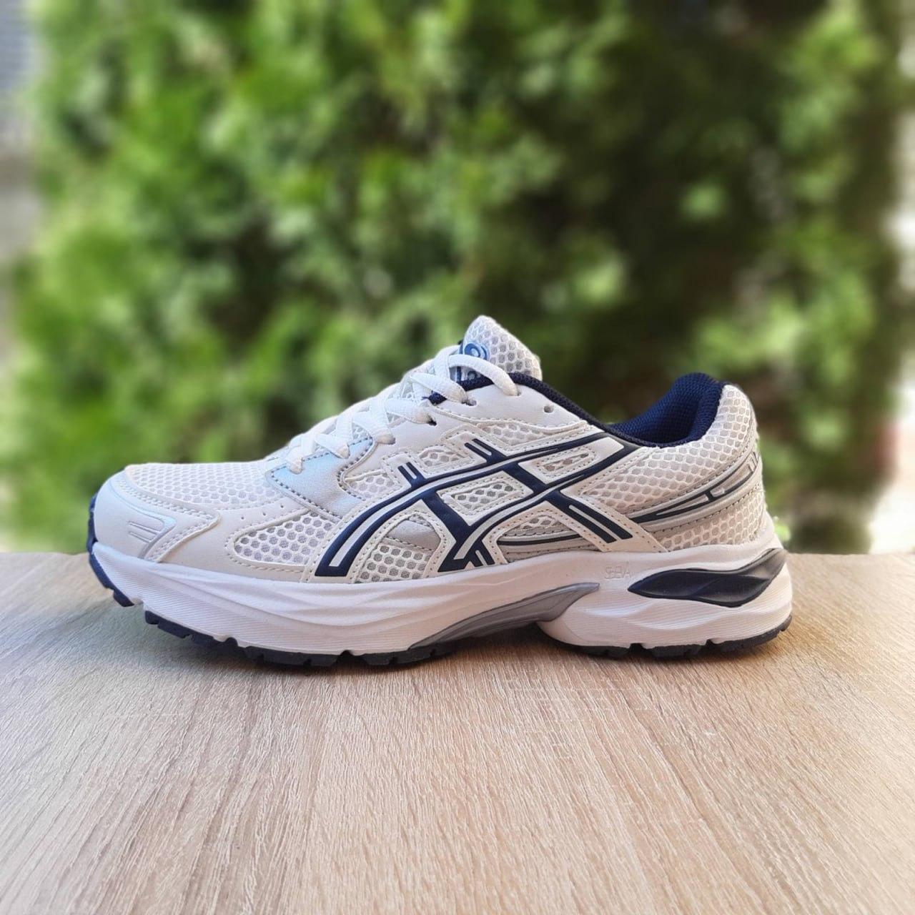 Жіночі спортивні кросівки Asics GEL 1130 (білі із синім) модні демі кроси 21130 Асікс vkross