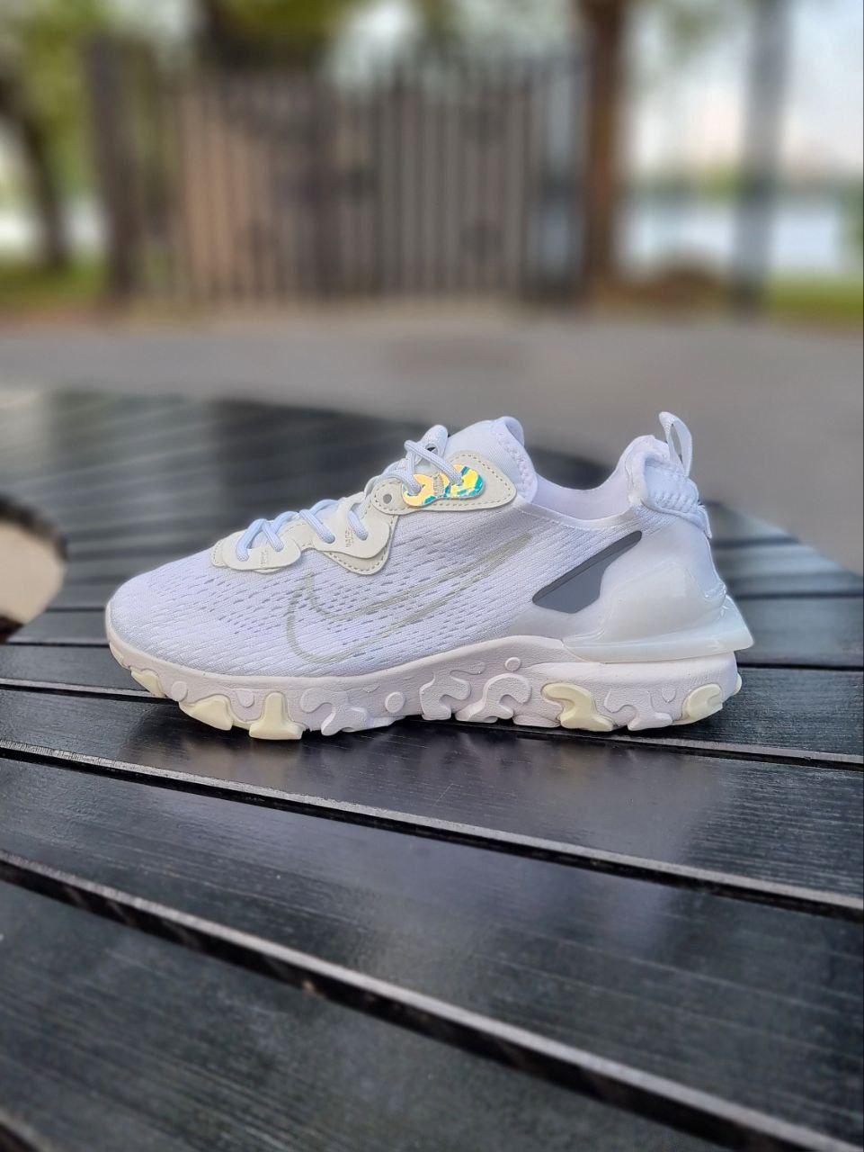 Чоловічі спортивні кросівки Nike React Vision (білі) модні літні кроси 01334 Найк vkross