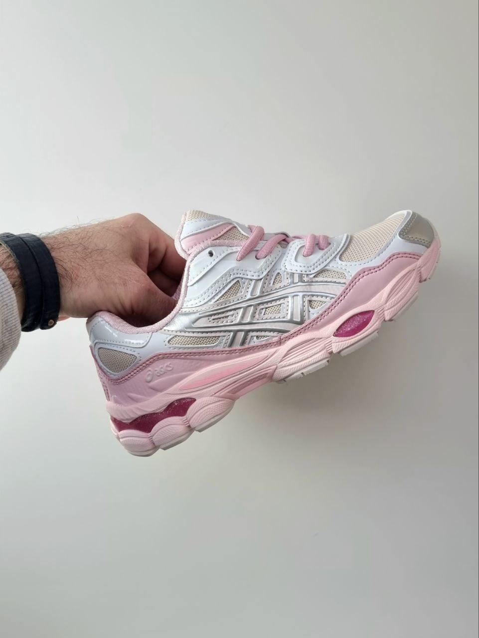 Жіночі демісезонні кросівки Asics GEL-NYC Cream Pink (біло-рожеві) модні спортивні кроси 01476 Асікс vkross