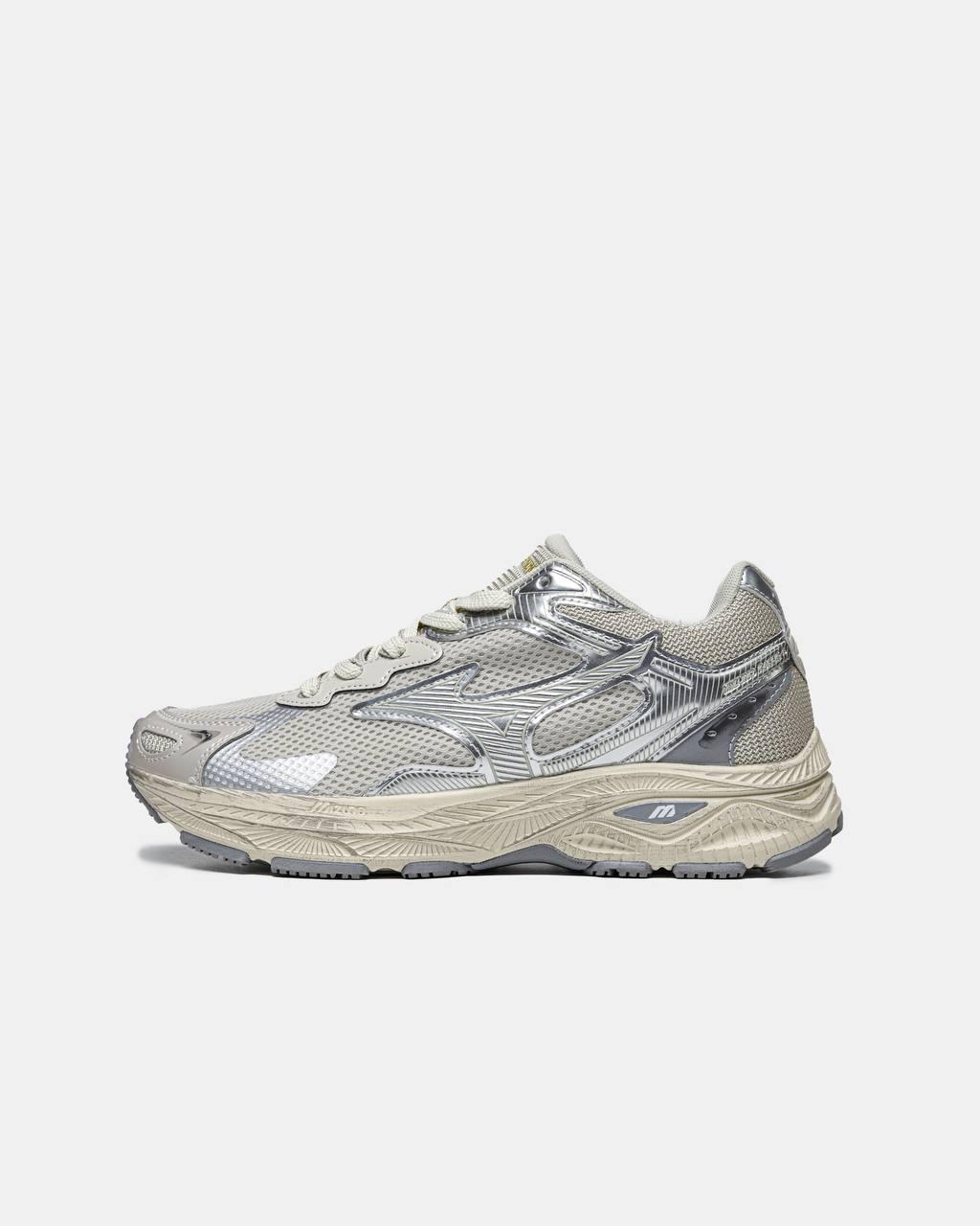 Чоловічі кросівки Mizuno Adventure Dirty White (білі) спортивні повсякденні кроси mz3 Мизуно vkross, фото 1