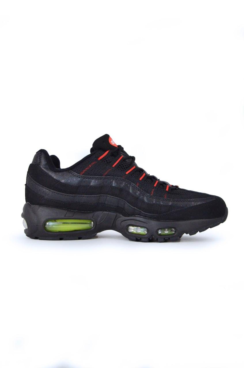 Чоловічі кросівки Nike Air Max 95 Black/Orange Logo (чорні з жовтогарячим) спортивні 7746 Найк vkross, фото 1