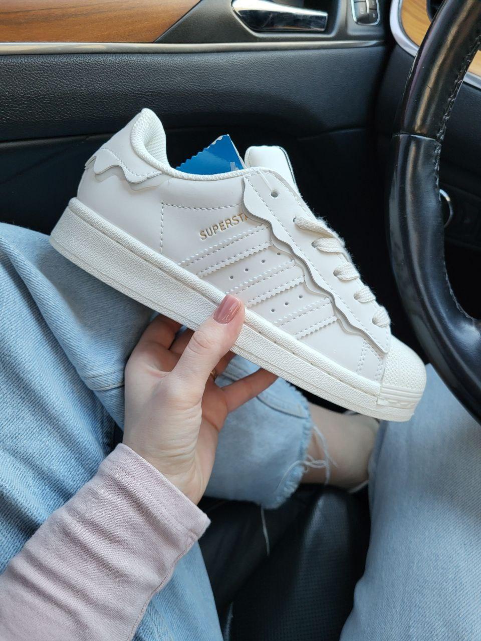 Жіночі демісезонні кросівки ADIDAS Superstar White (білі) спортивні кроси 712 Адідас vkross