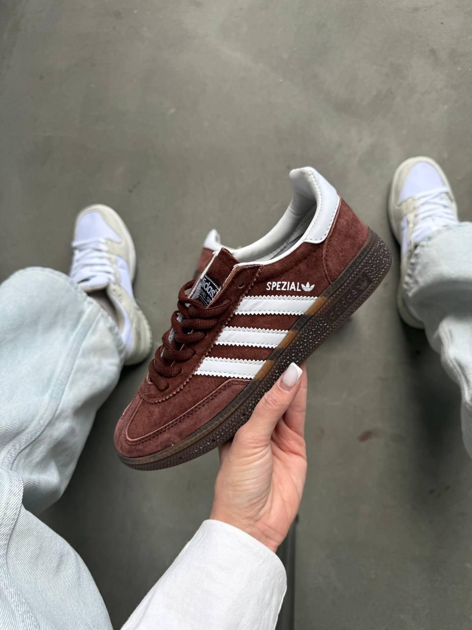 Жіночі демісезонні кросівки Adidas Handball Spezial Premium (коричневі) спортивні кроси A00148 Адідас vkross