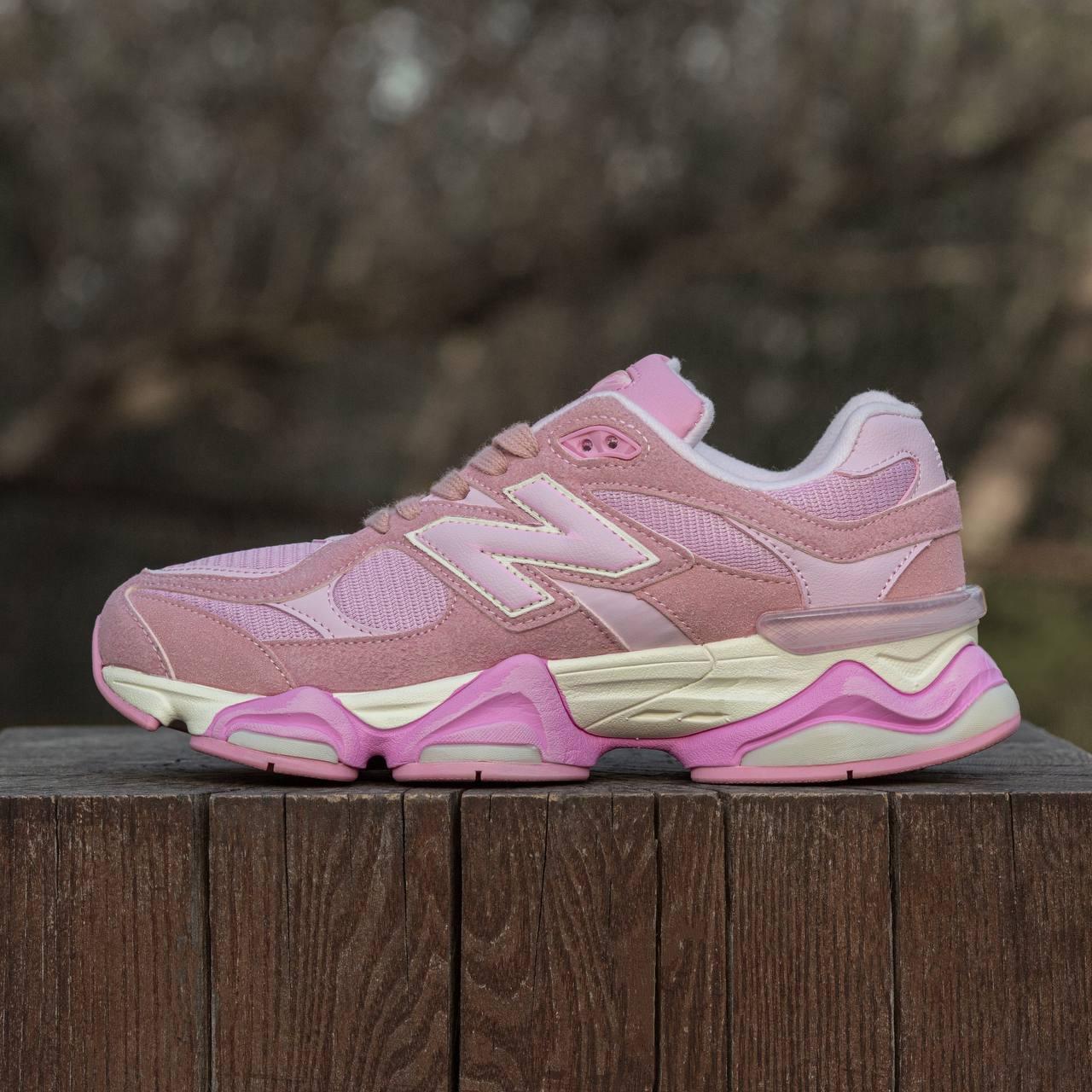 Жіночі спортивні кросівки New Balance 9060 Pink Suede (рожеві) демісезонні кроси 2188 Нью Беленс vkross