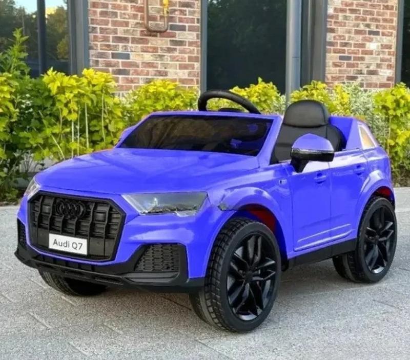 Дитячий електромобіль Audi Q7 (синій колір) з пультом, музикою, світлом, м'якими EVA колесами, акумулятор 12V, фото 1