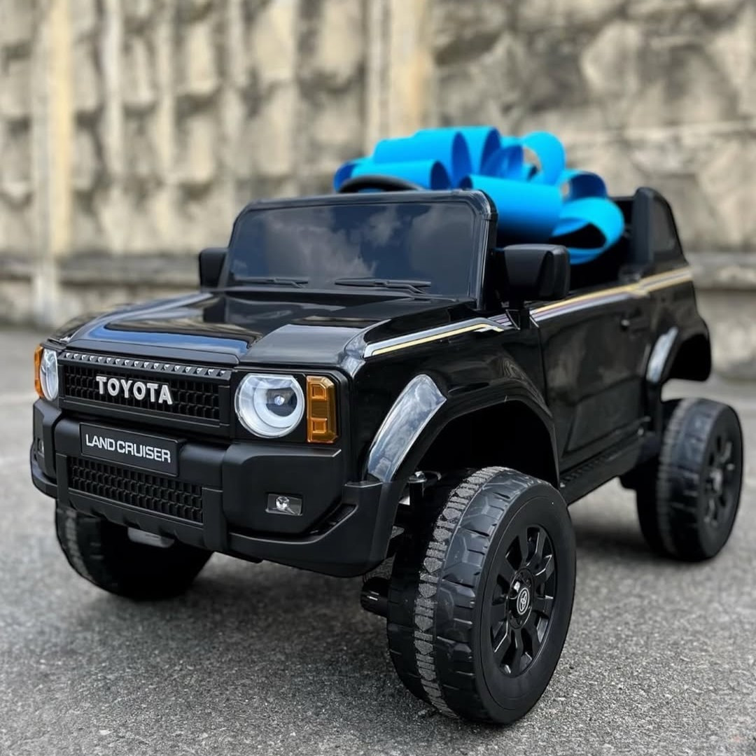 Дитячий електромобіль Toyota Land Cruiser 24V (чорний колір) | Джип на акумуляторі з пультом, музикою та світлом, фото 1