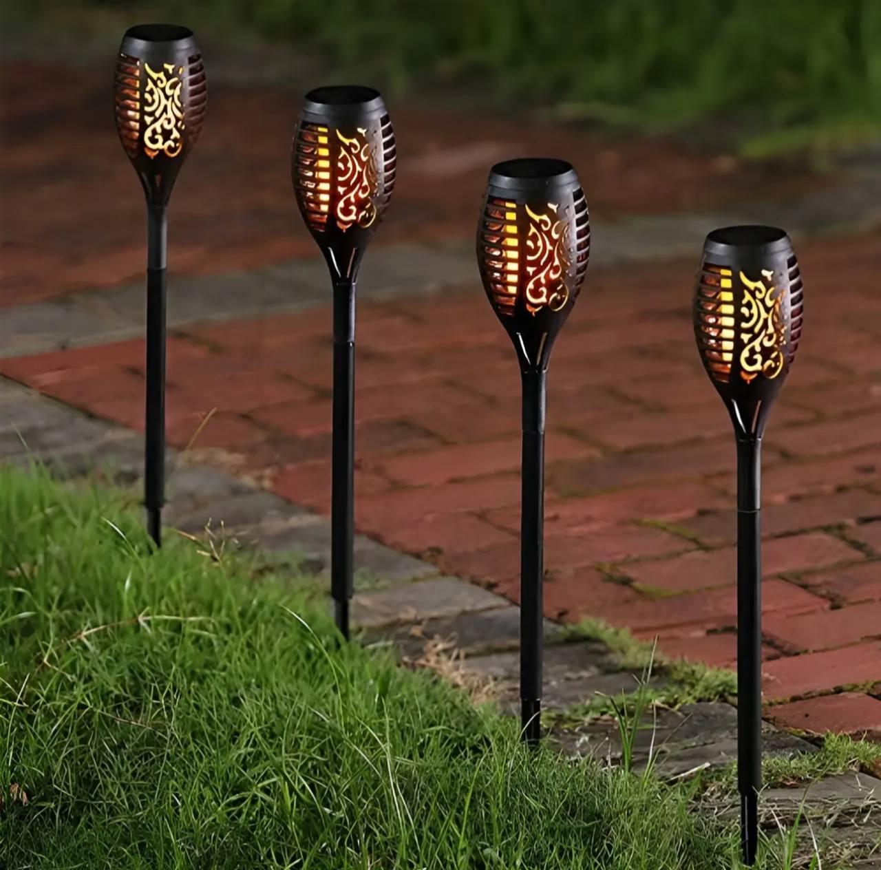Сонячний LED-ліхтар із ефектом живого полум’я та сенсорним увімкненням 5178