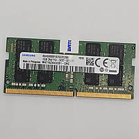 Оперативна пам'ять для ноутбука Samsung SODIMM DDR4 16Gb 2400MHz PC4-19200 CL17 (M471A2K43CB1-CRC) Б/В