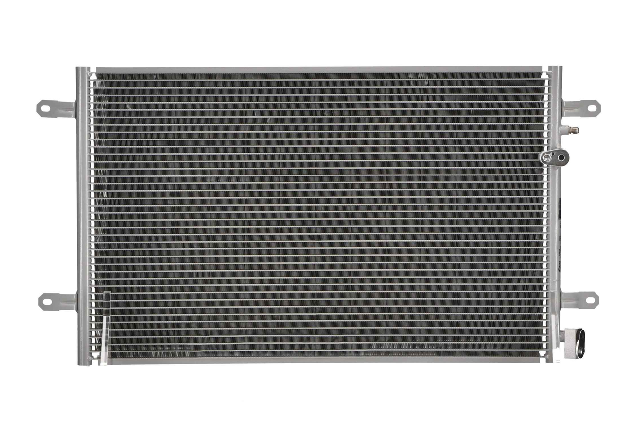 Радіатор кондиціонера Audi A6 (C6) (04-) M/A 4F0260401E  4F0260403P 4F0260403E 4F0260403D VIKA, фото 1