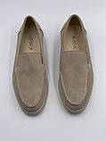 Чоловічі лофери люксове брендове замшеве взуття кольору беж, фото 3